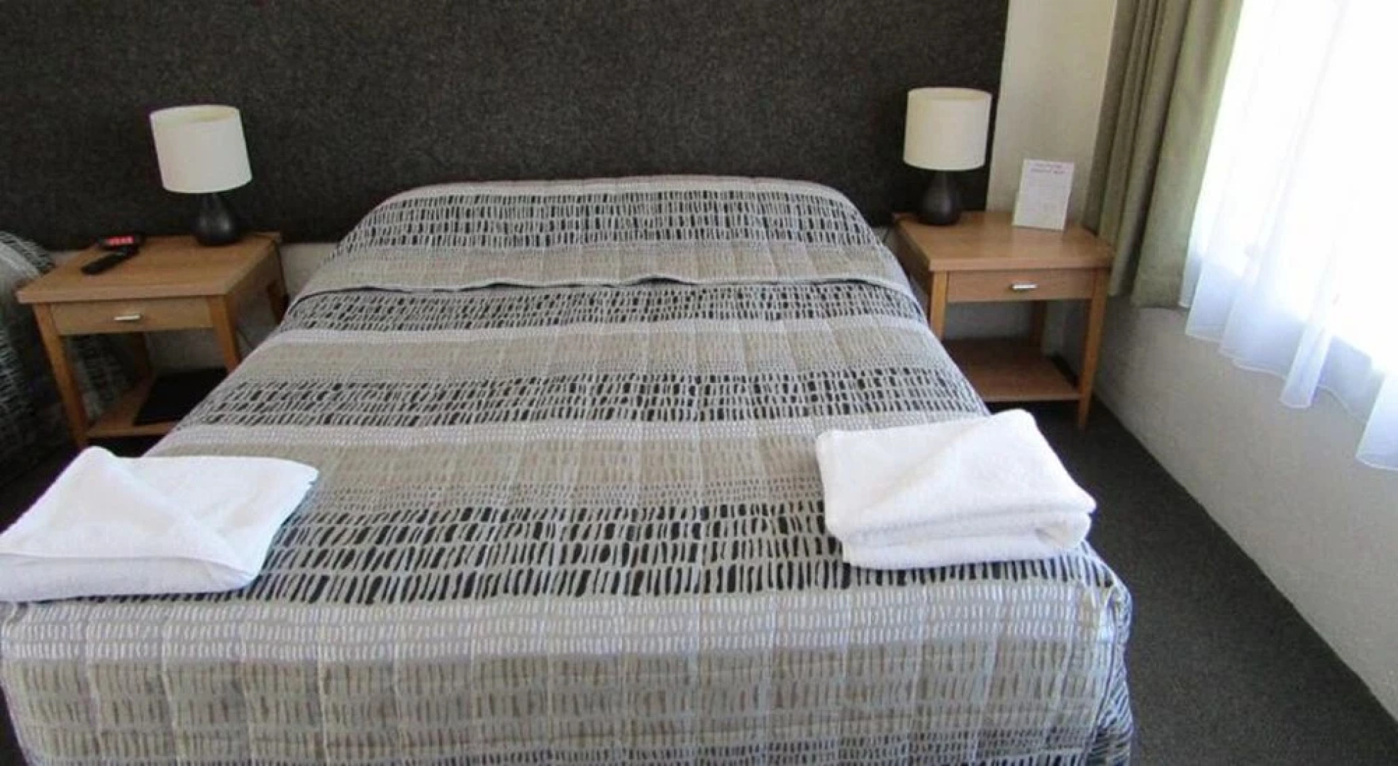 Hanging Rock Family Motel