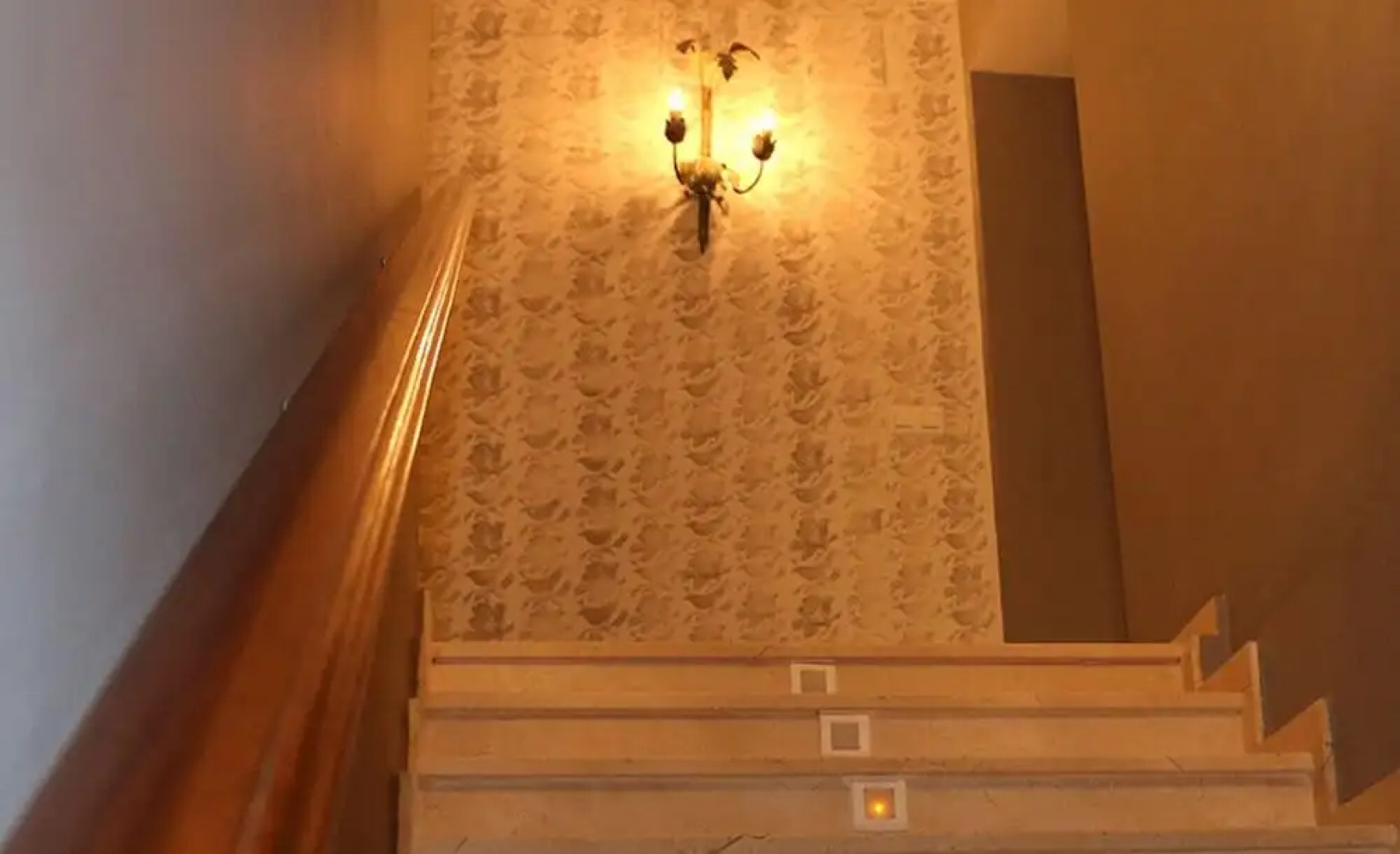 Hostal - Restaurante Emilia