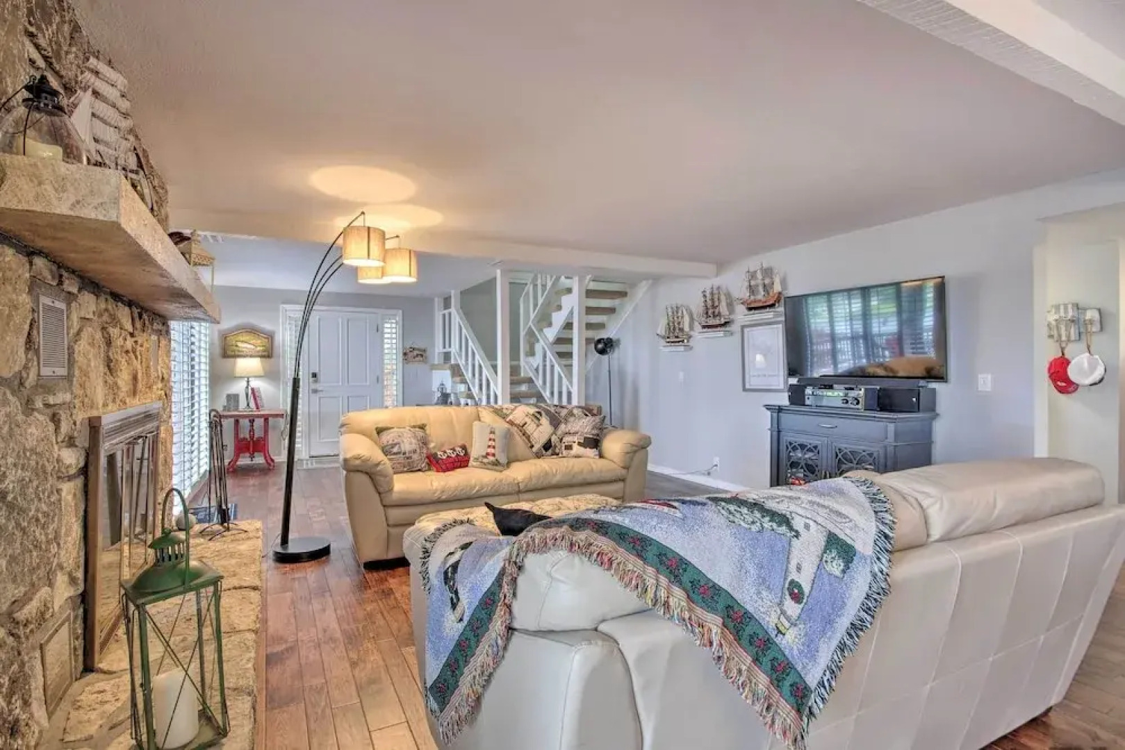 Private Dock: Waterfront Lake Ozark Home!