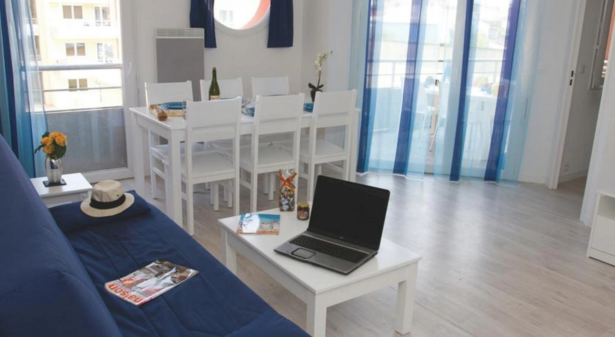 Adonis Grandcamp - Les Isles de Sola