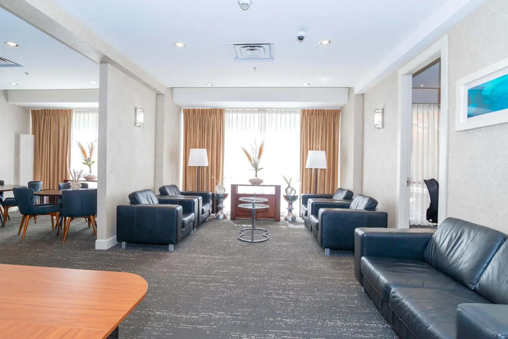 Sandman Signature Vancouver Airport Hotel & Resort