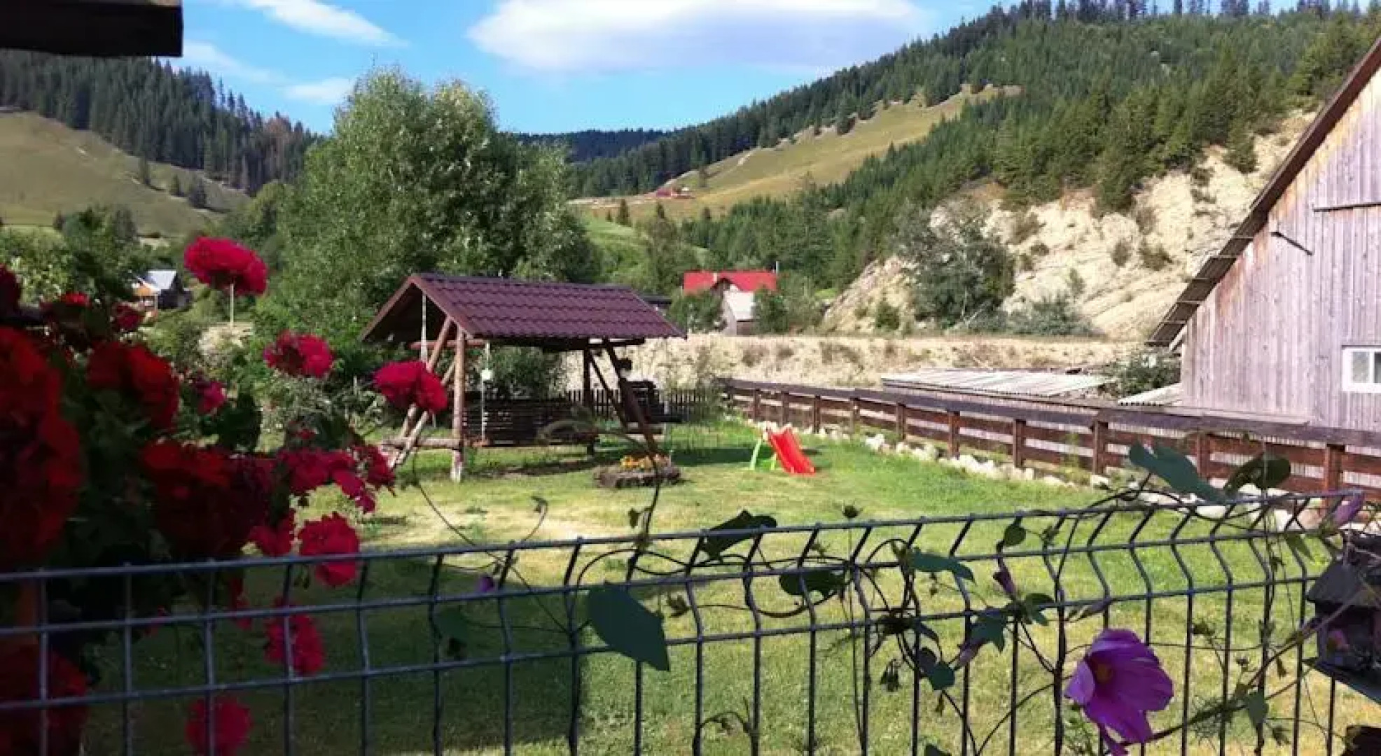 Bucovina Hills Guesthouse