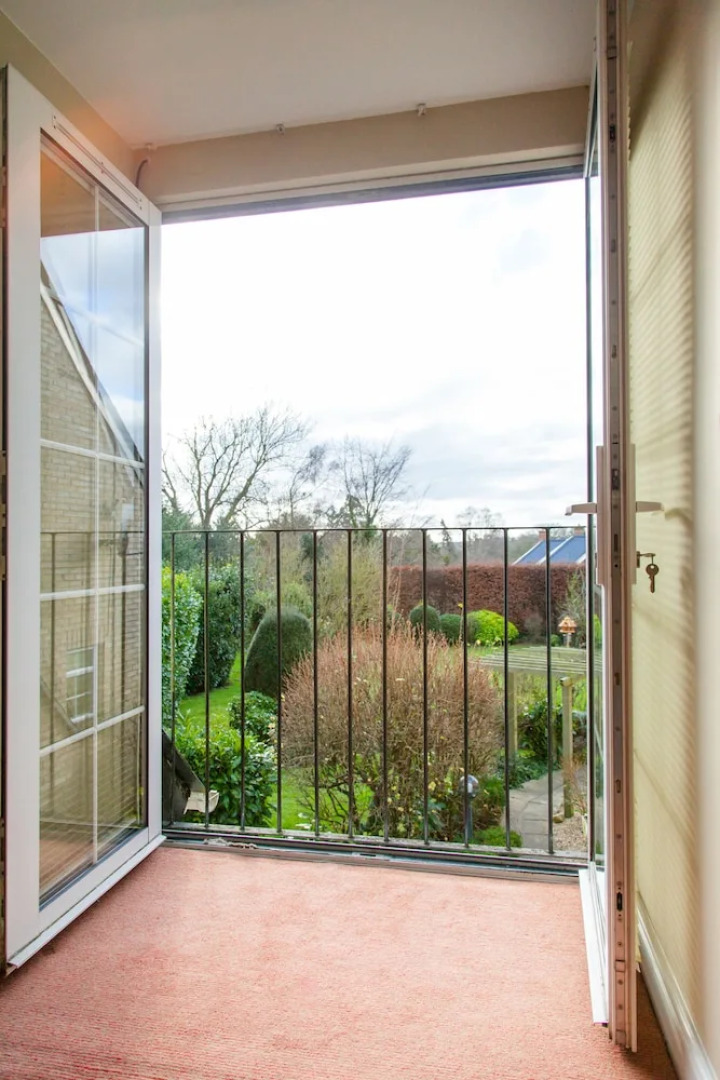 Cricketfield House - Guest House