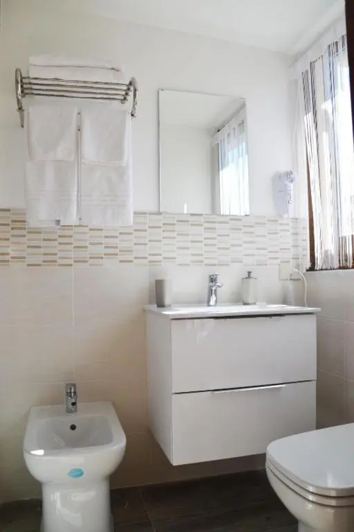 L'isolotto 50 mt from the beach