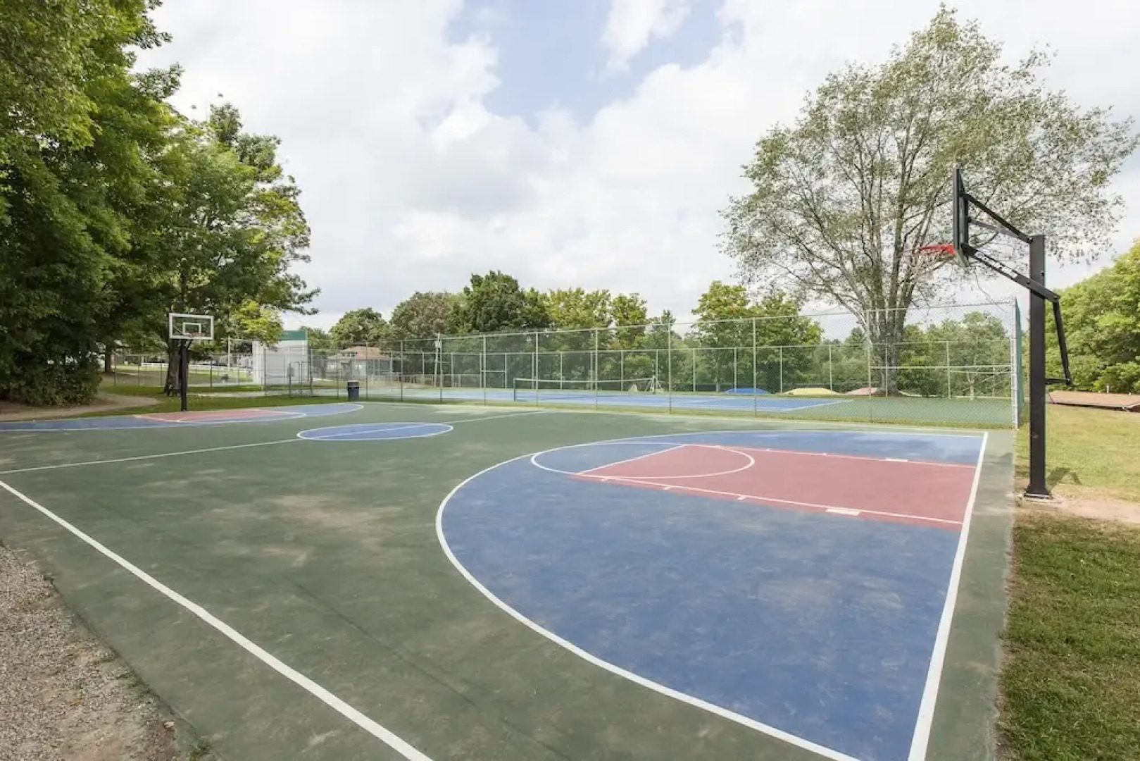 Jellystone Park™ at Birchwood Acres