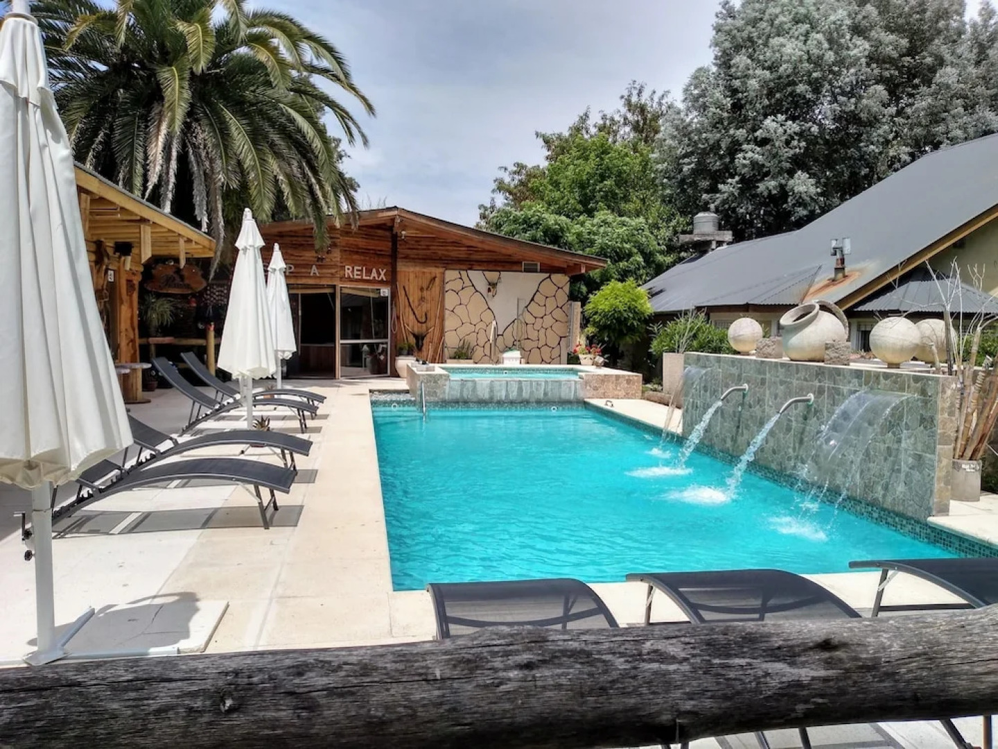 Pualy Resort & Spa by DECK