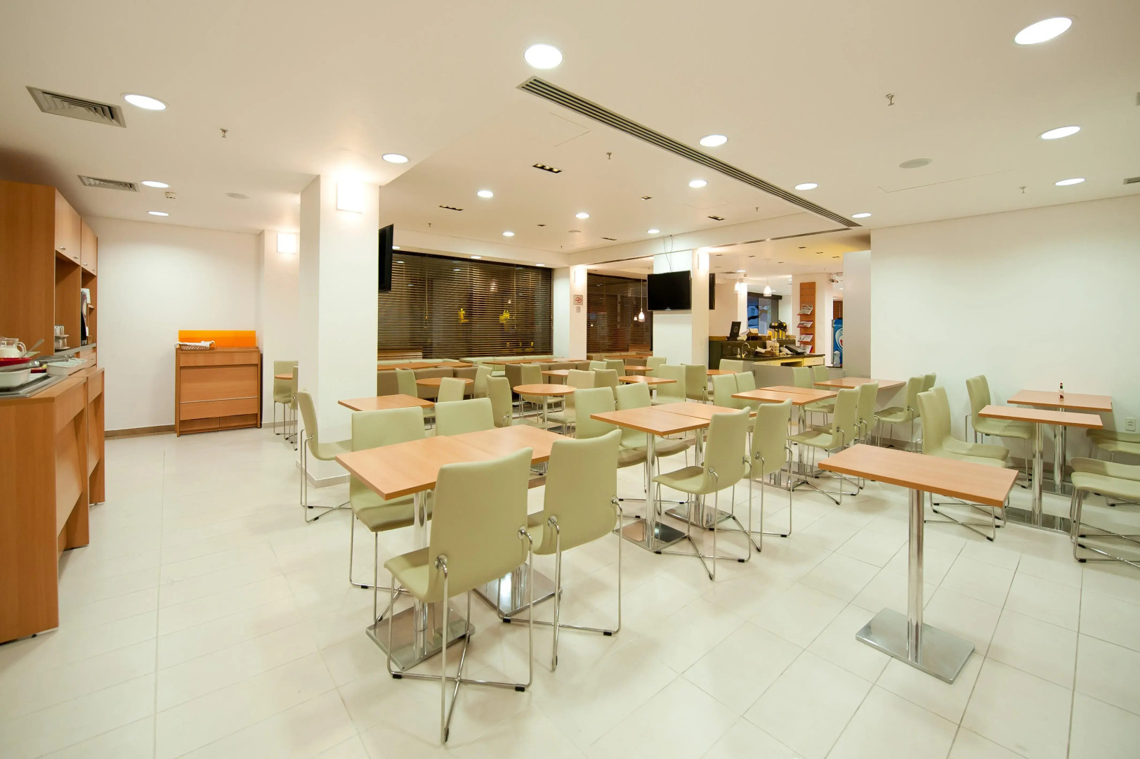 Ibis Santos Gonzaga Praia