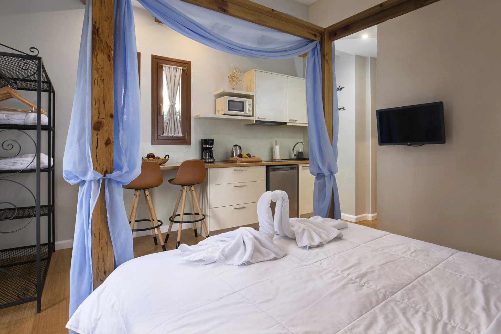 Andros 4 All Seasons Villas & Suites