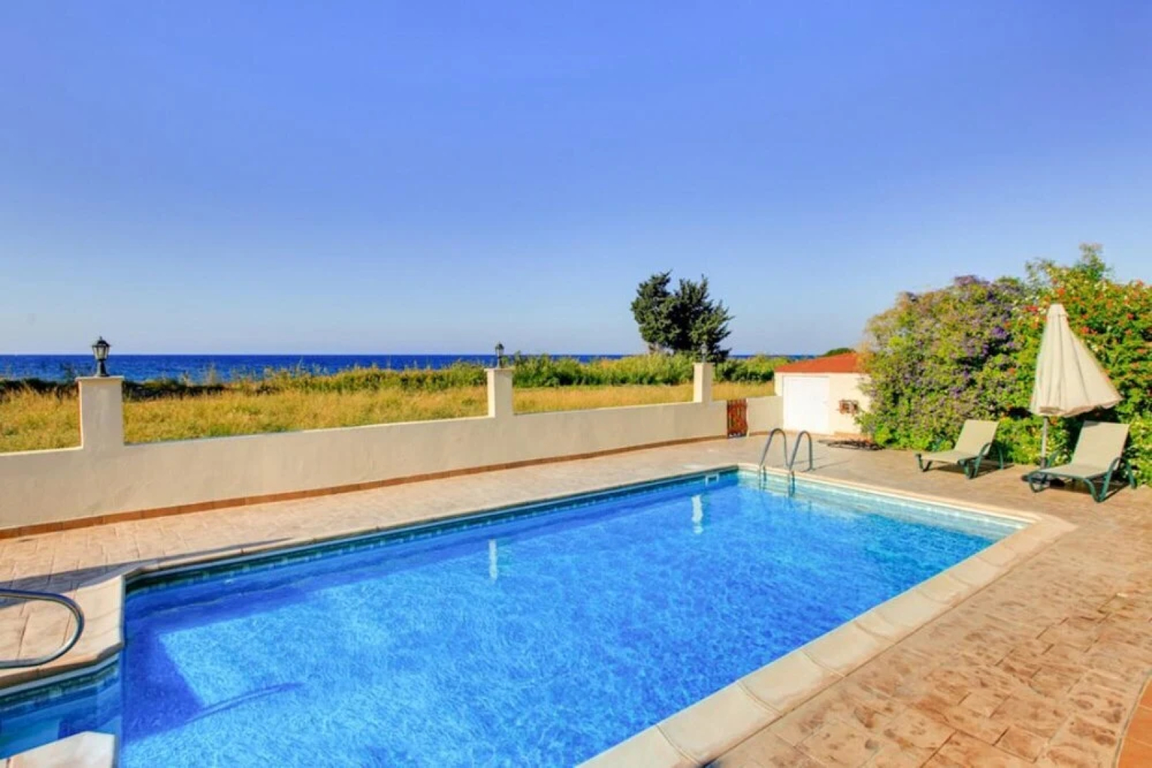 Achilles Beach Villa Thio Large Private Pool Walk to Beach Sea Views A C Wifi Car Not Required - 2110