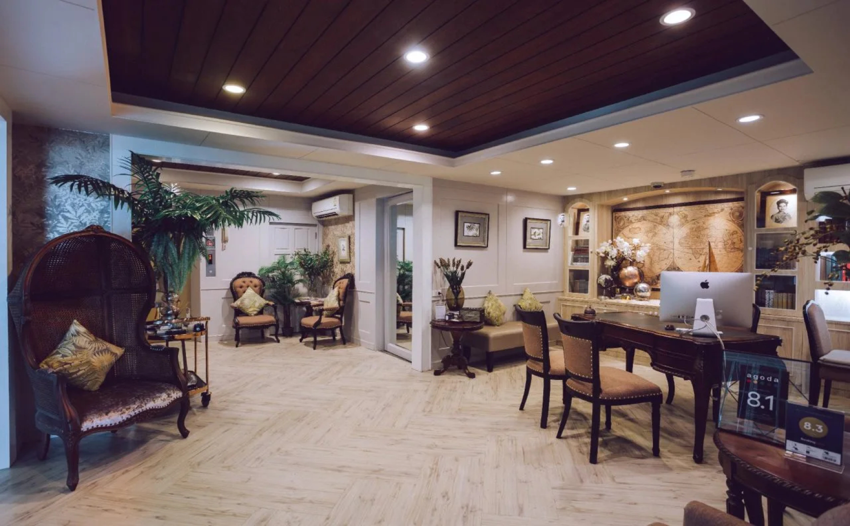 Club Tree Hotel