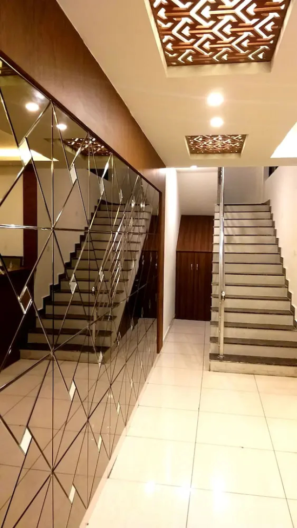 Hotel Airport City