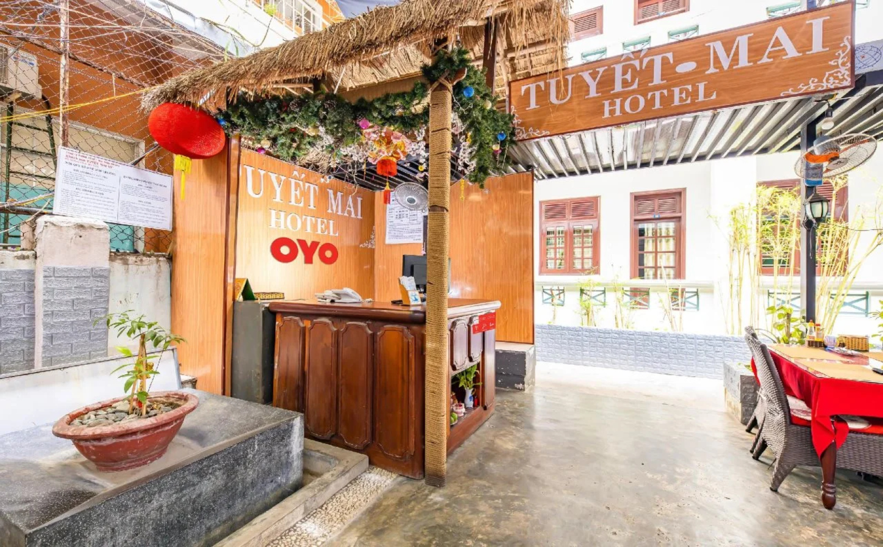 Tuyet Mai Hotel