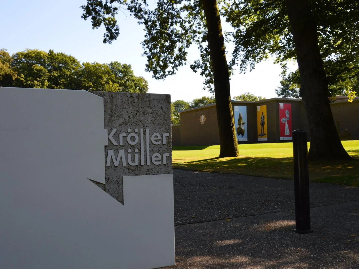 Tasteful Chalet With Veranda in the Veluwe