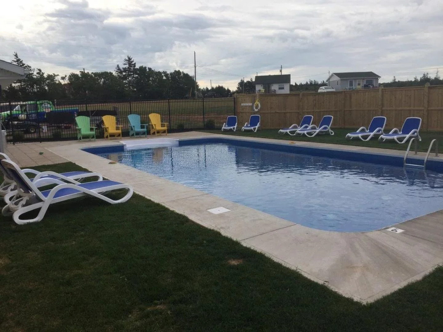 Cavendish Bosom Buddies Cottages and Suites