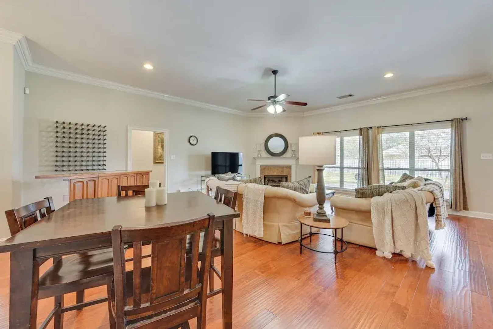 Spacious Zachary Home: 12 Mi to Baton Rouge!