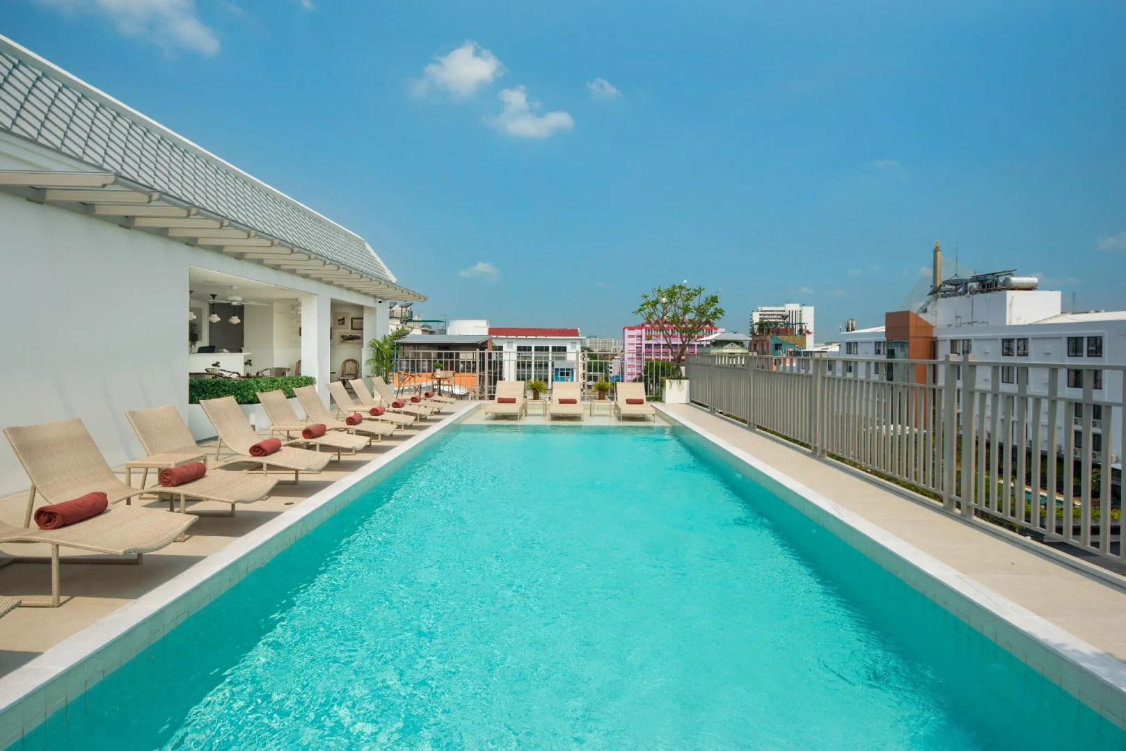 Casa Vimaya Riverside