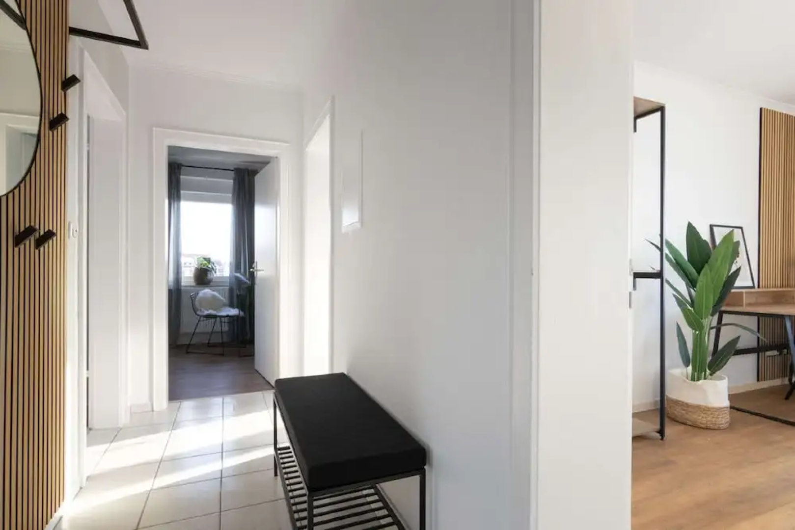 Spacious 3-rooms apartment in the center