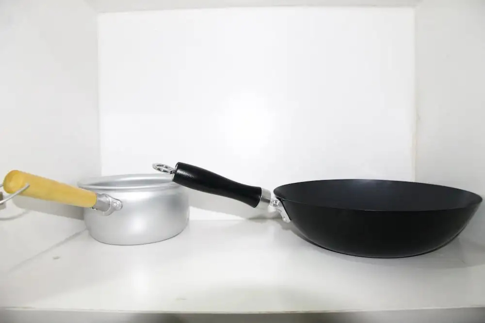 Luxury 1BR with Study Room The Oasis Apartment