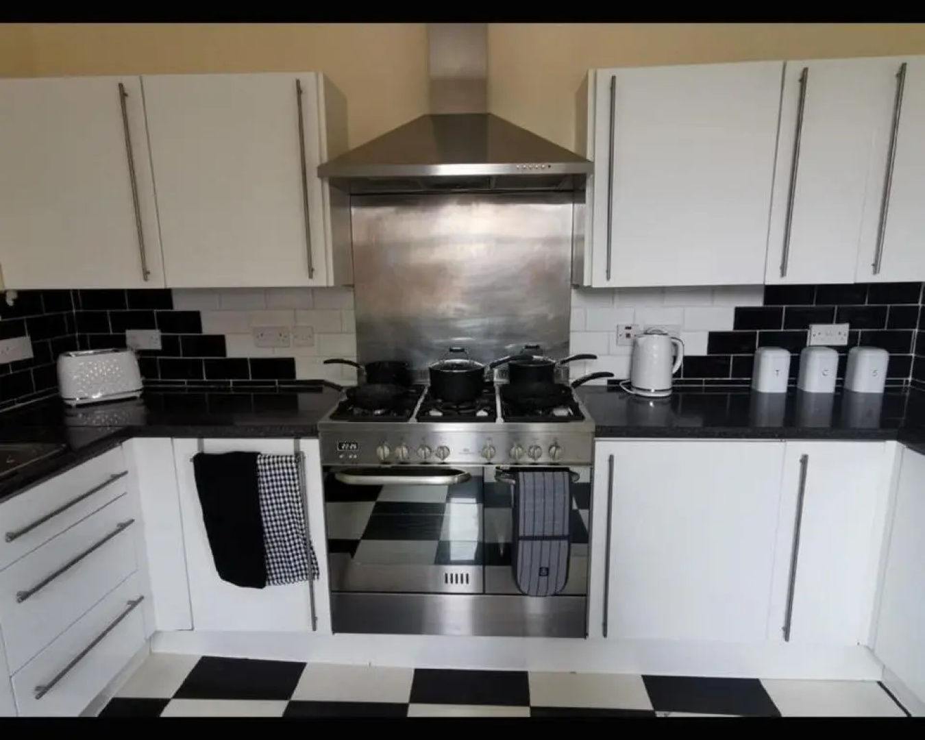 Marley Mansions Clarendon 65