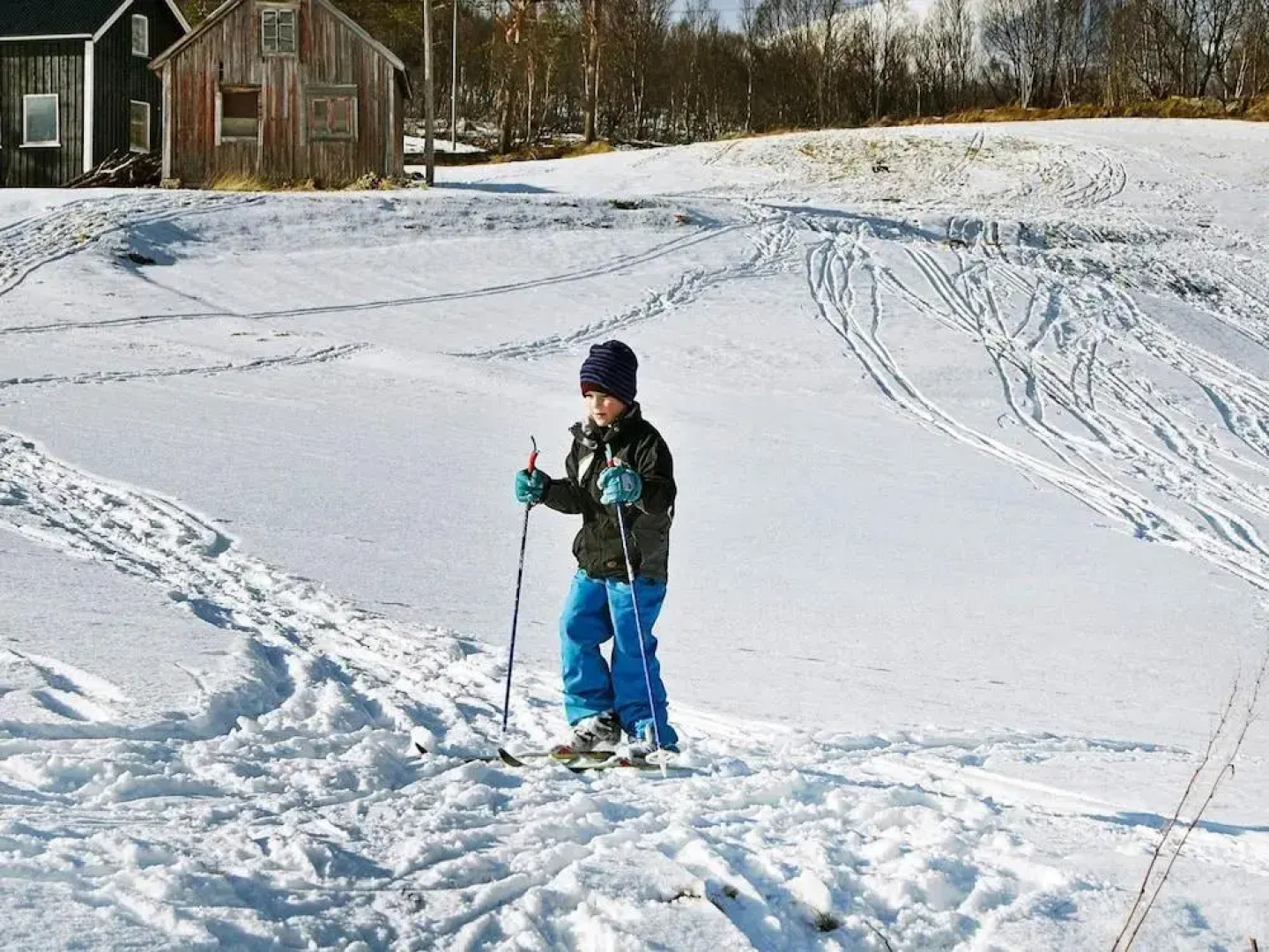 Four-Bedroom Holiday home in Gullesfjord