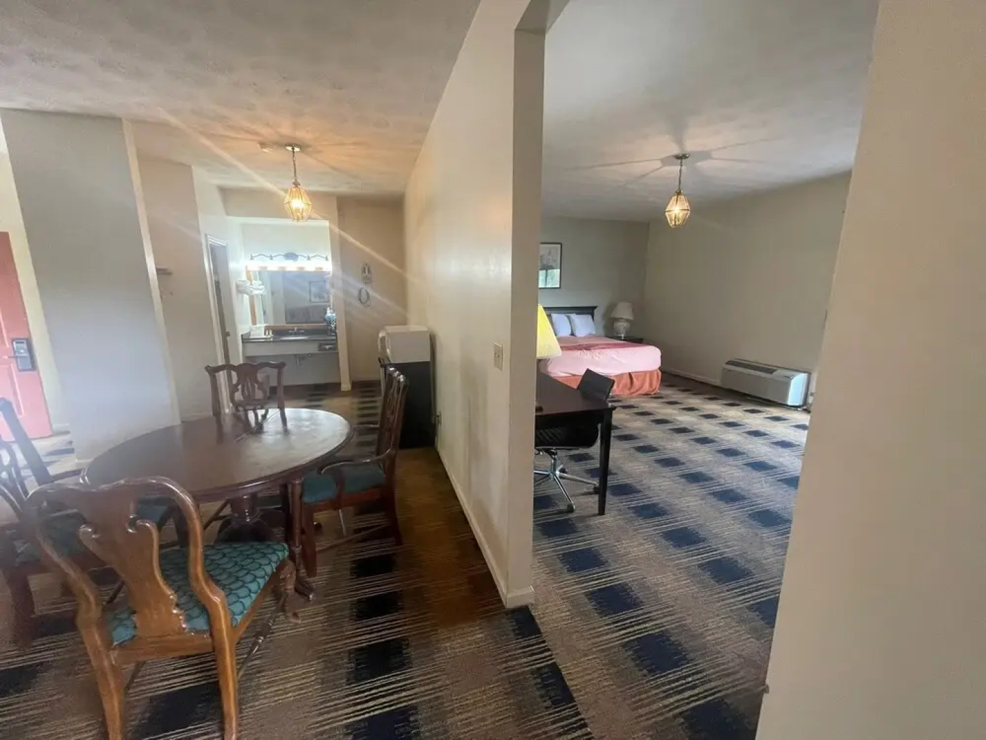 Knights Inn - Dillard