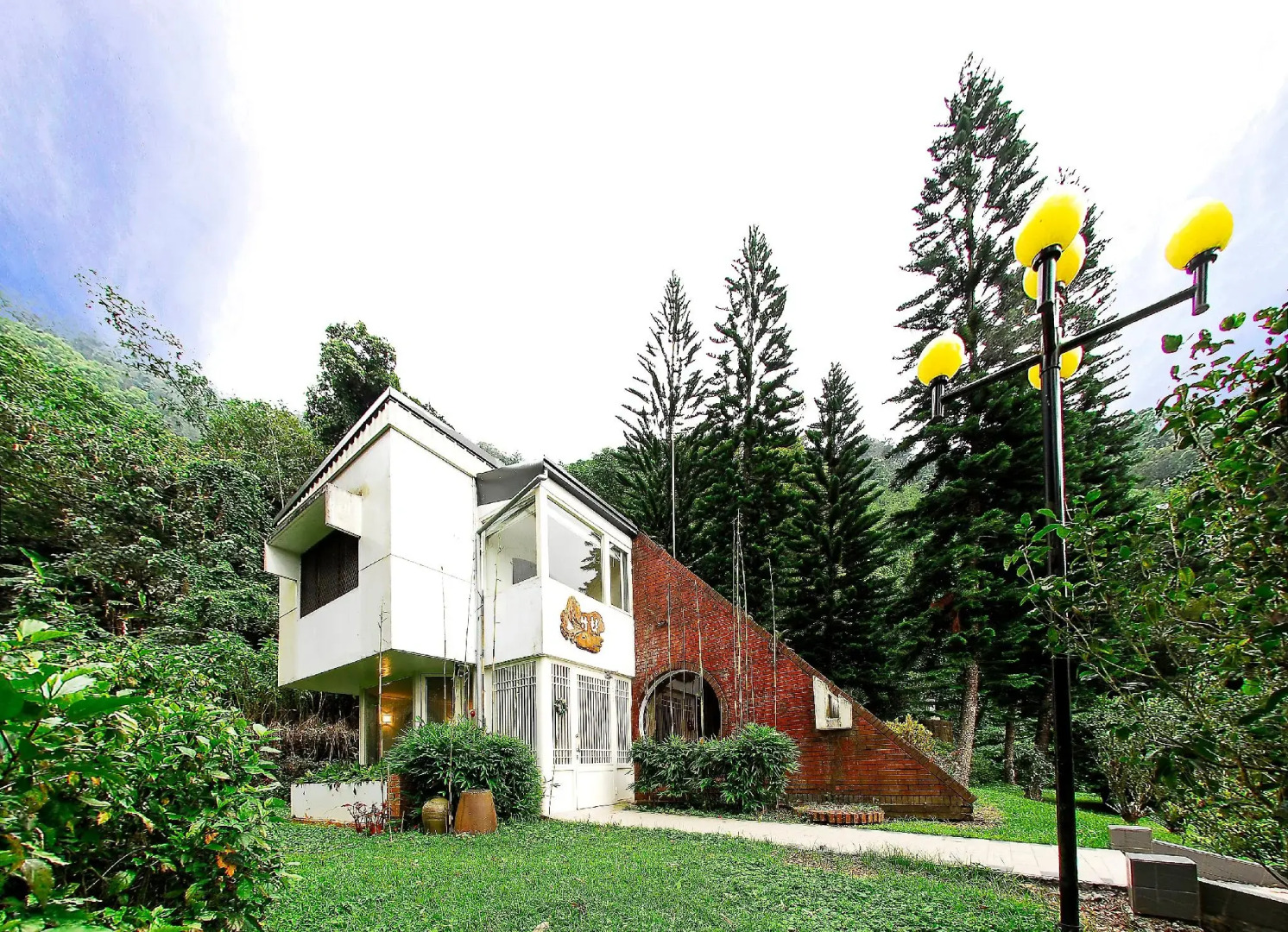 Sun Moon Lake Youth Activity Center Hostel