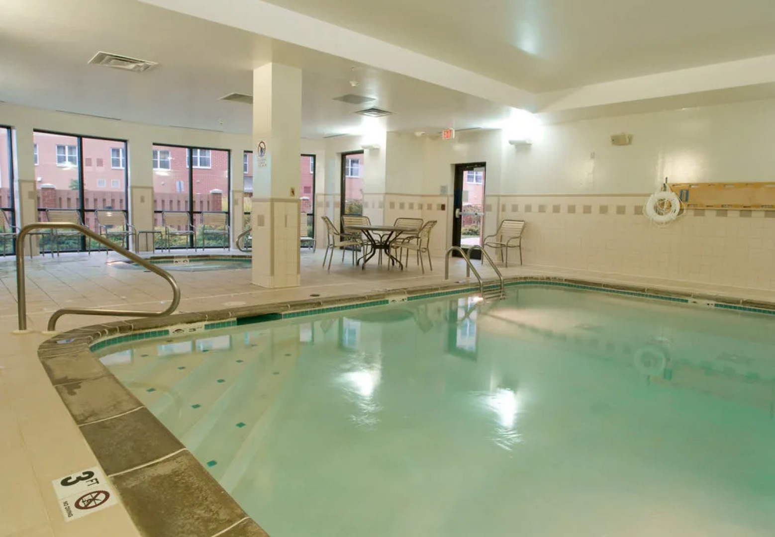 Courtyard Cincinnati North at Union Centre