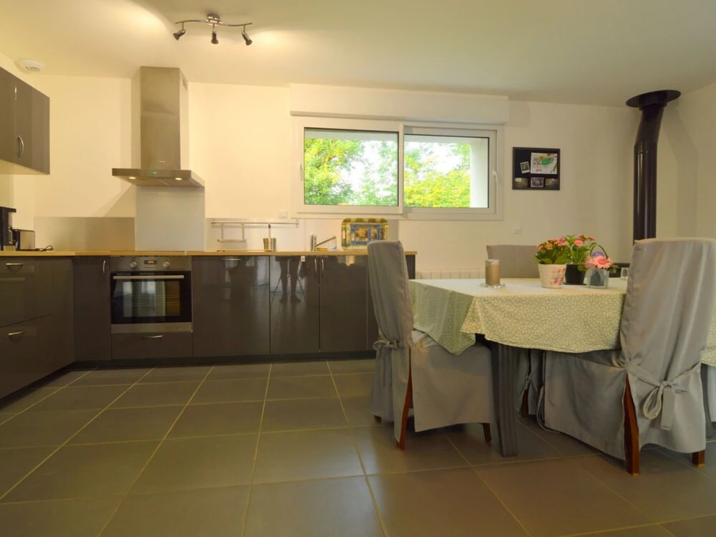 Modernised holiday home on an authentic domain, just 15 minutes from the CÃ´te d'Opale
