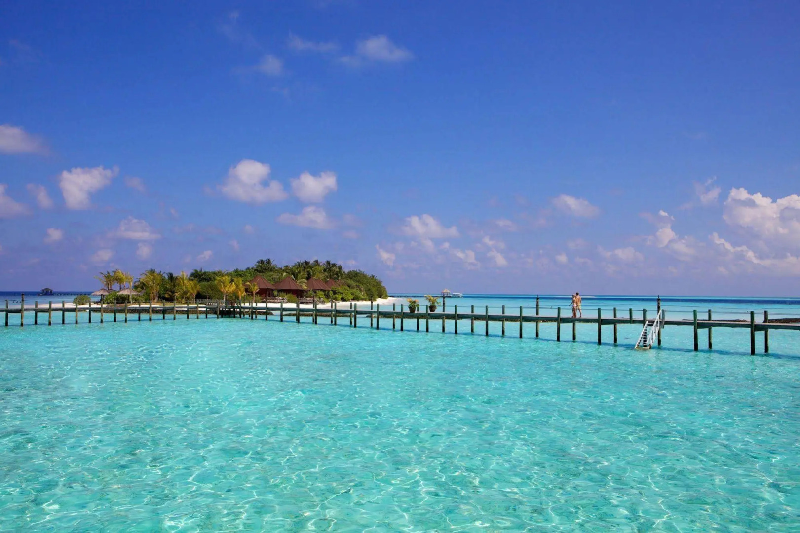 Komandoo Maldives Island Resort