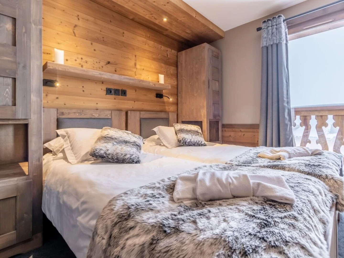 Nice Apartment Near the Center of Val Thorens and Slopes