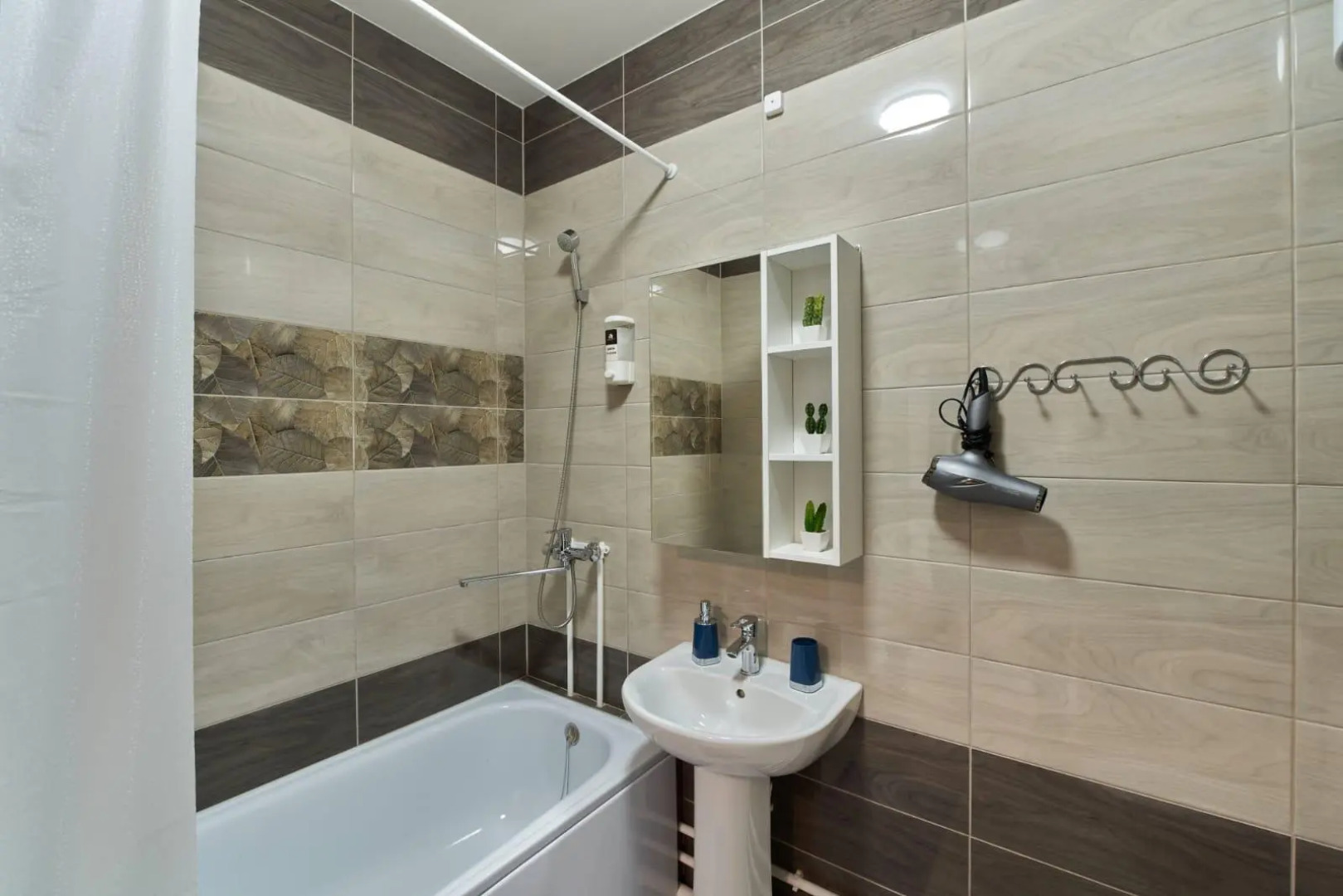 Гостеприимный Дом на Революции 48В