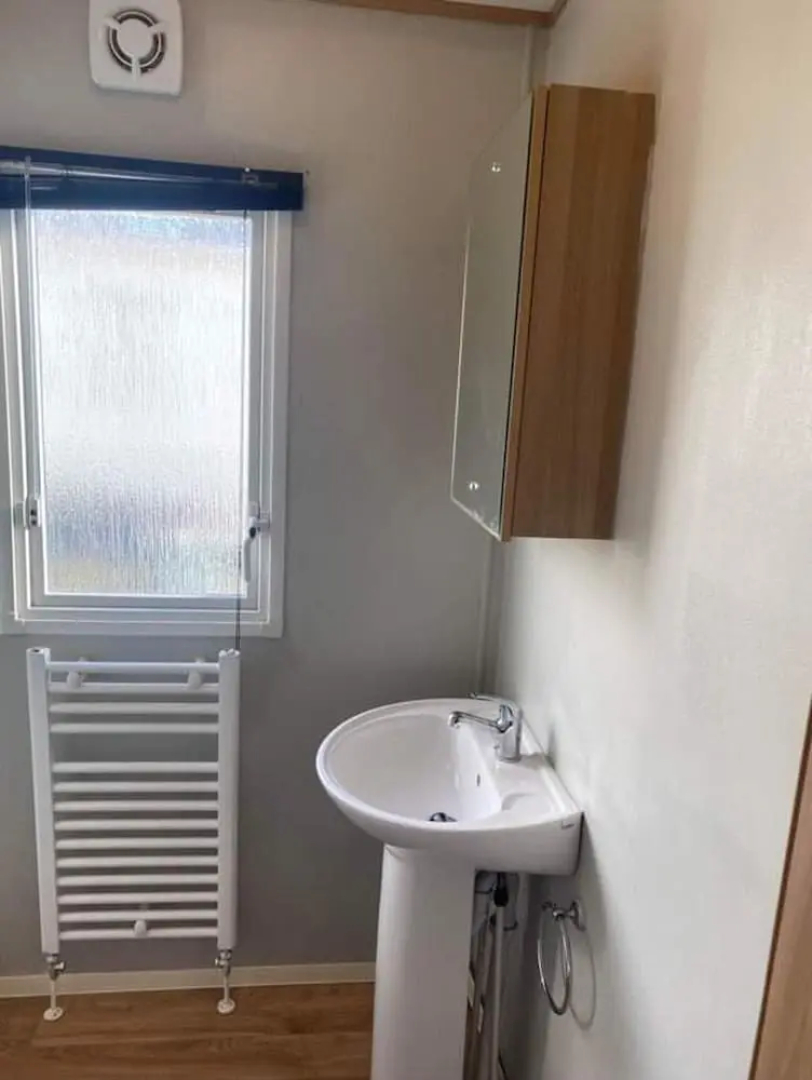 Pets go Free 3 Bedroom Caravan at Heacham Beach