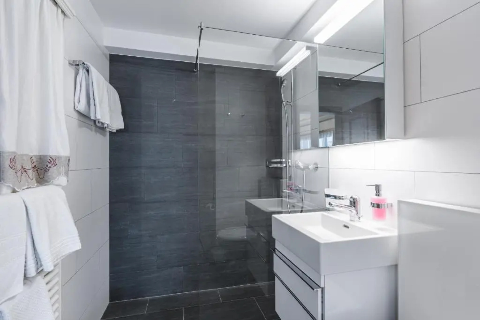 Chalet Sunna Höckli - Pistennah und Ruhig mit Panoramablick