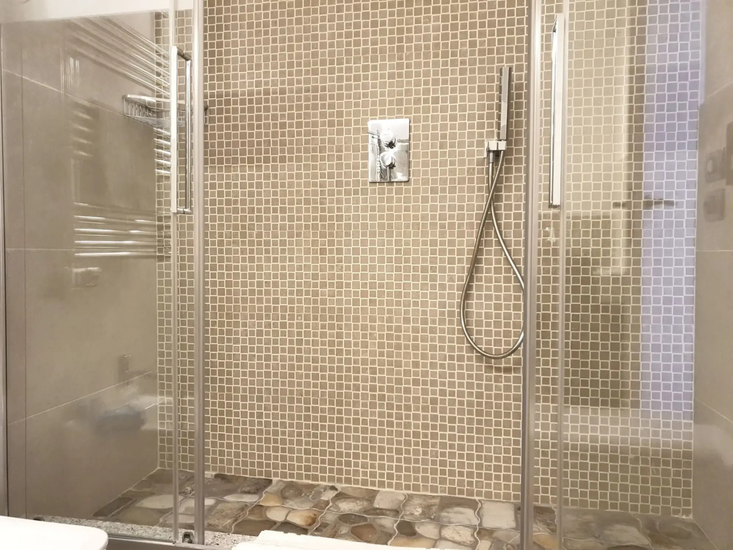 Faro di Punta Fenaio