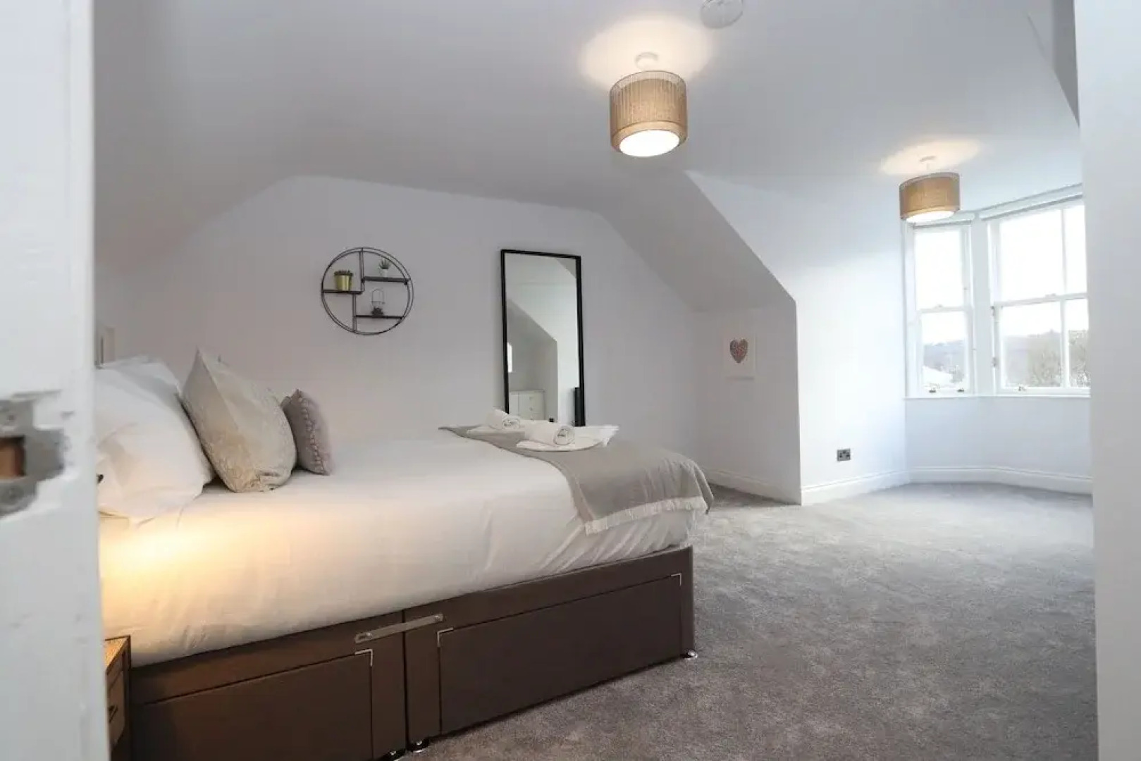 Dollar Apartments at 41