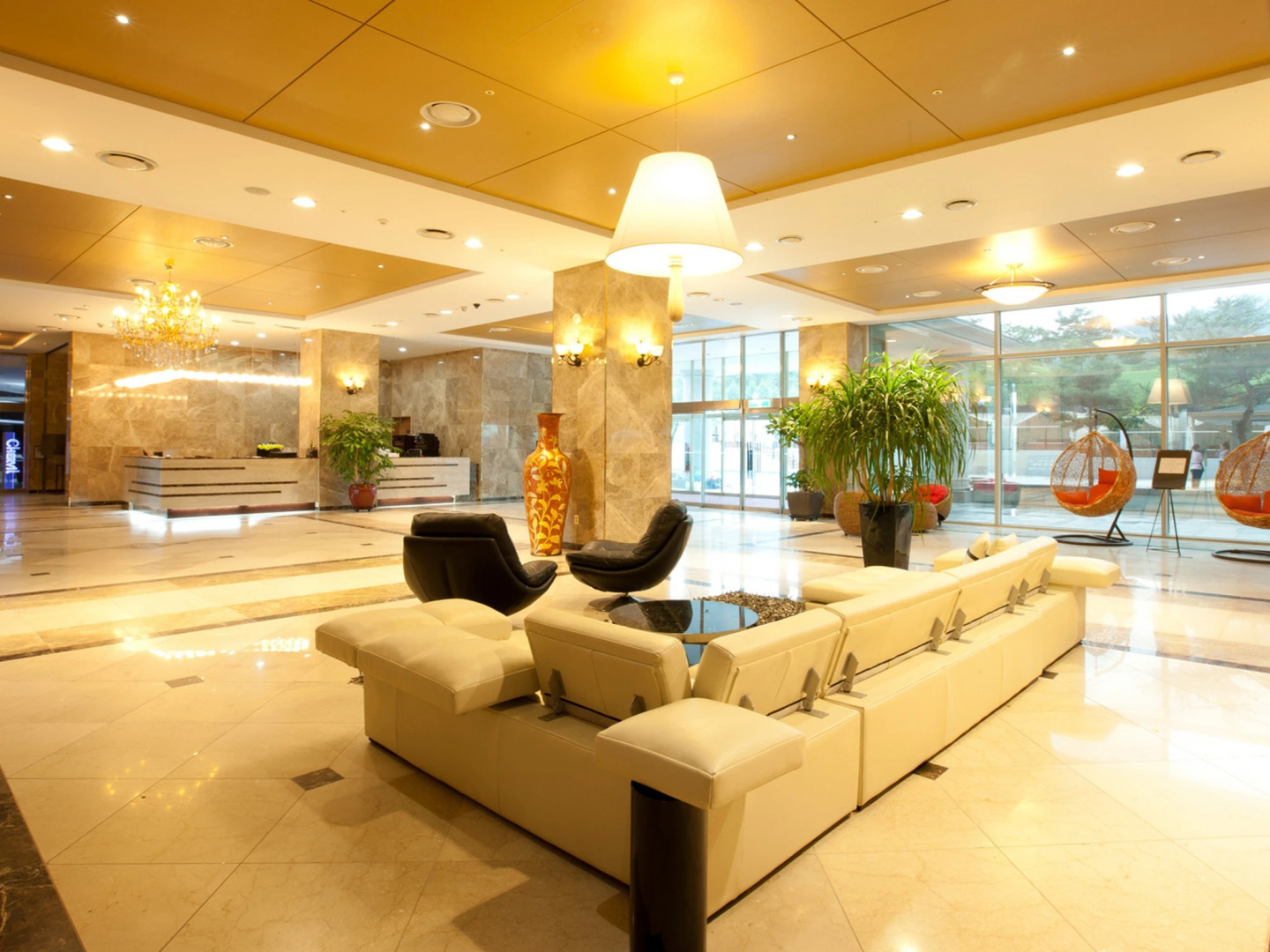 Orient Hotel & Resort