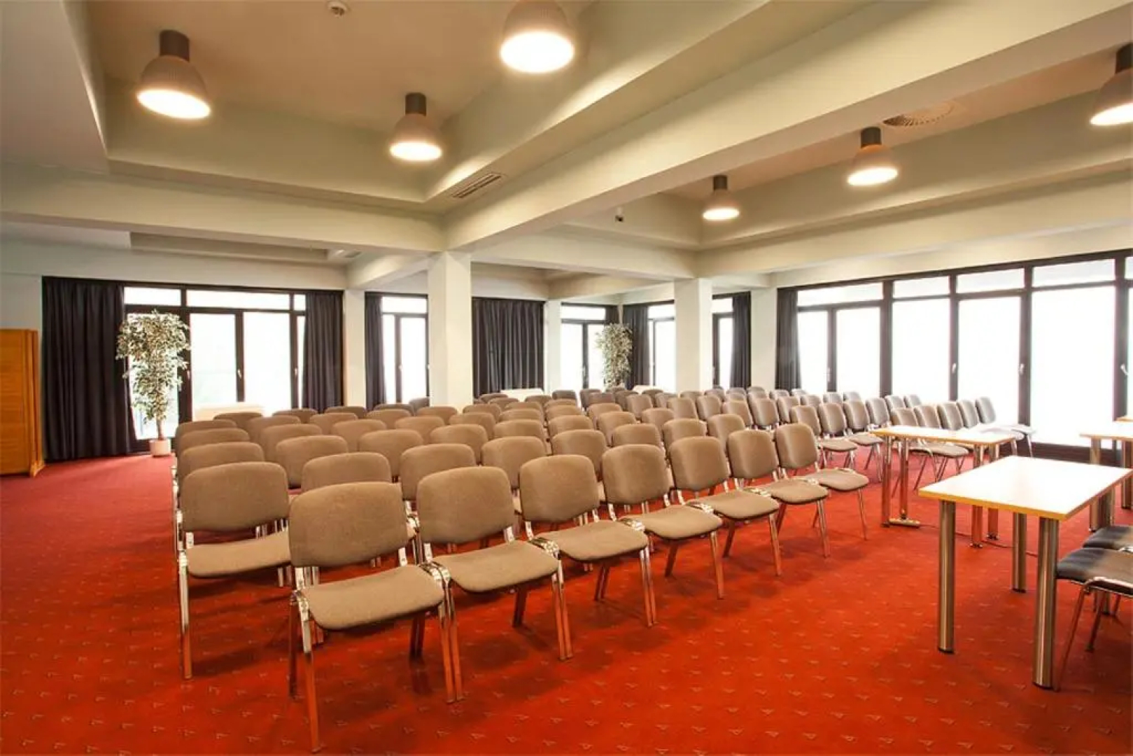 Hotel Tomislavov Dom