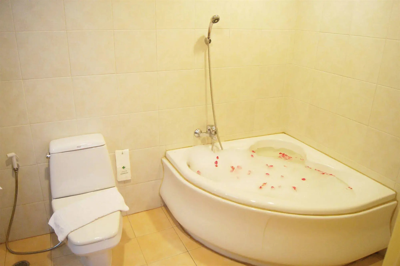 Life Up Resort and Spa