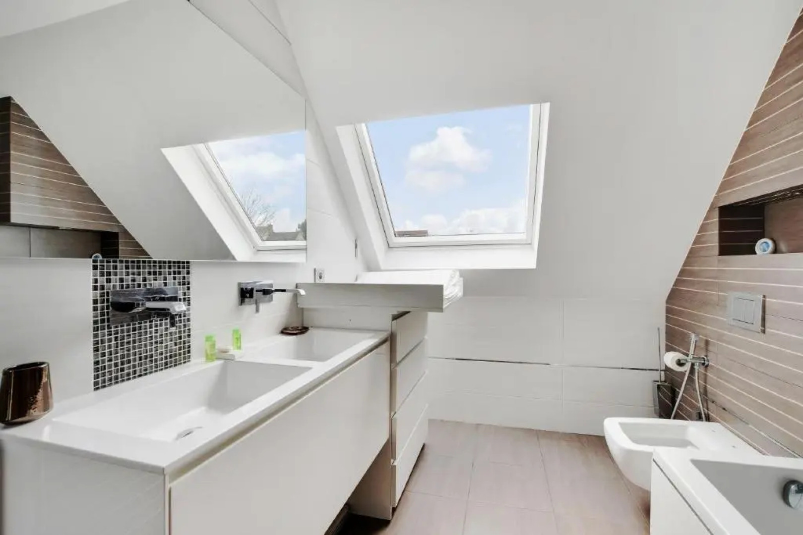 CMG Superbe maison 3BDR w jardin - 25 minutes de Paris