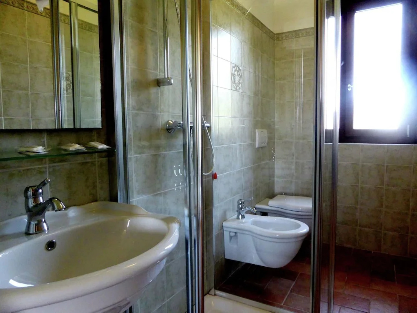 Scenic Home in Camporgiano With Swimming Pool