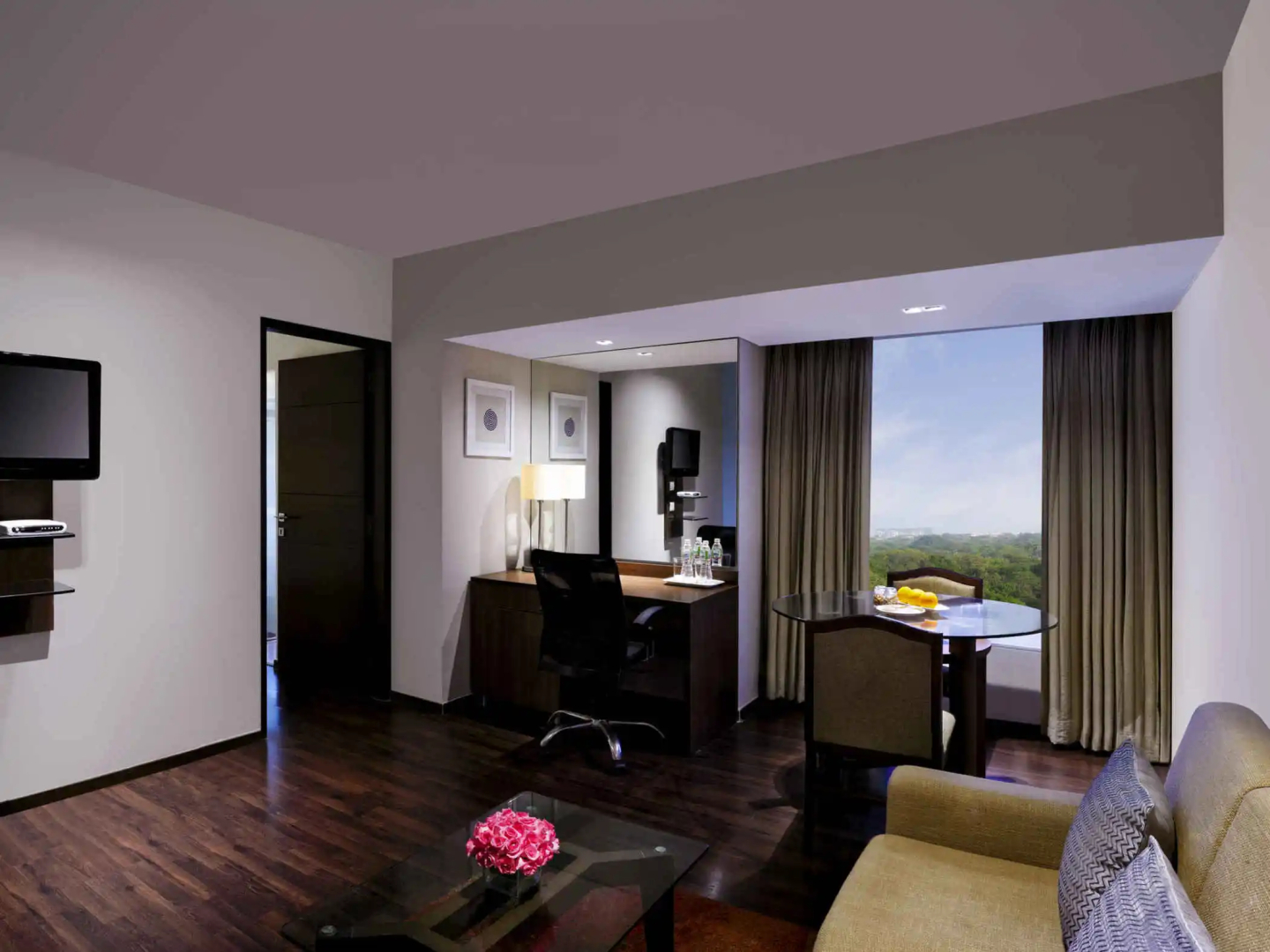 Grand Mercure Vadodara Surya Palace Hotel
