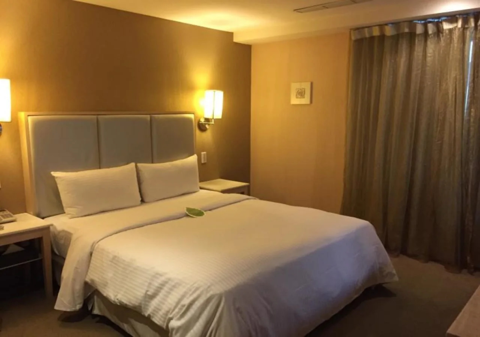 Sunrise Business Hotel – Taipei Main Station