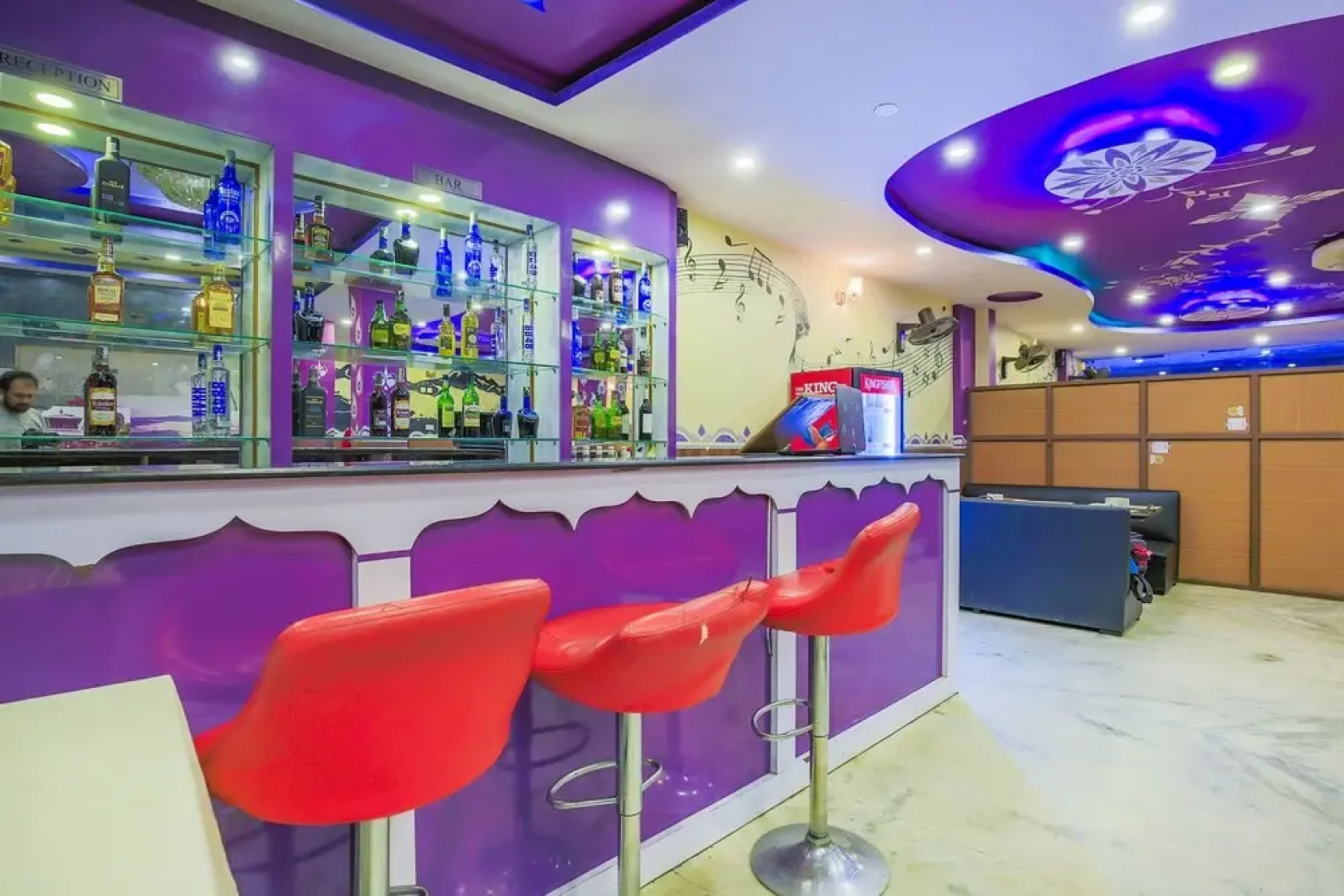 OYO 406 Hotel Diamond