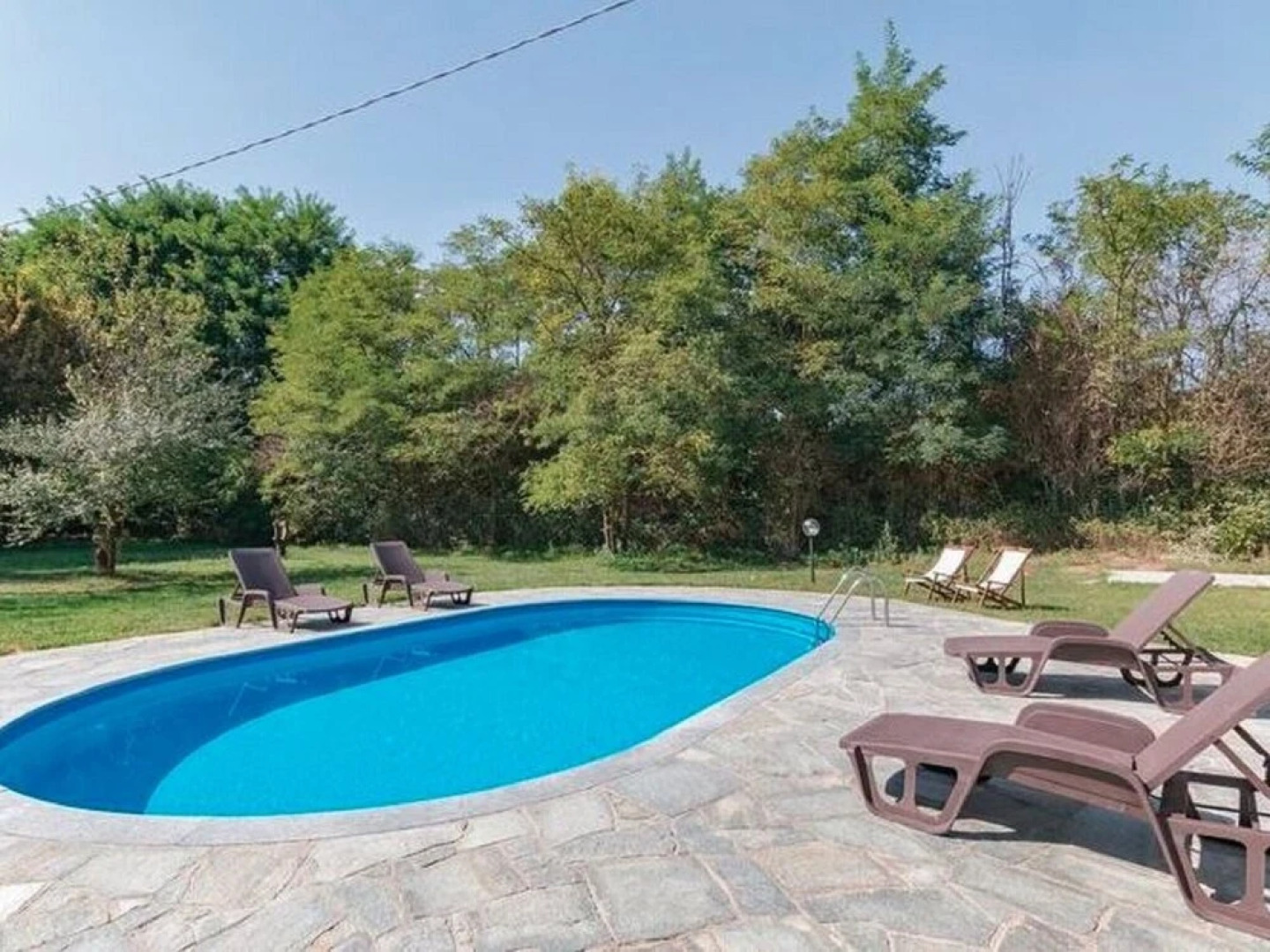 Captivating Holiday Home in Incisa Scapaccino With Pool