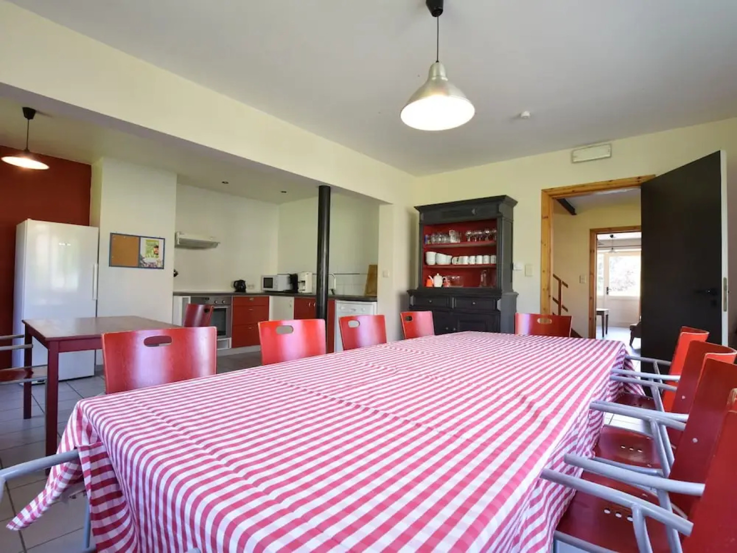 Two Homes in one Location, Ideal for Larger Groups who Want a lot of Space