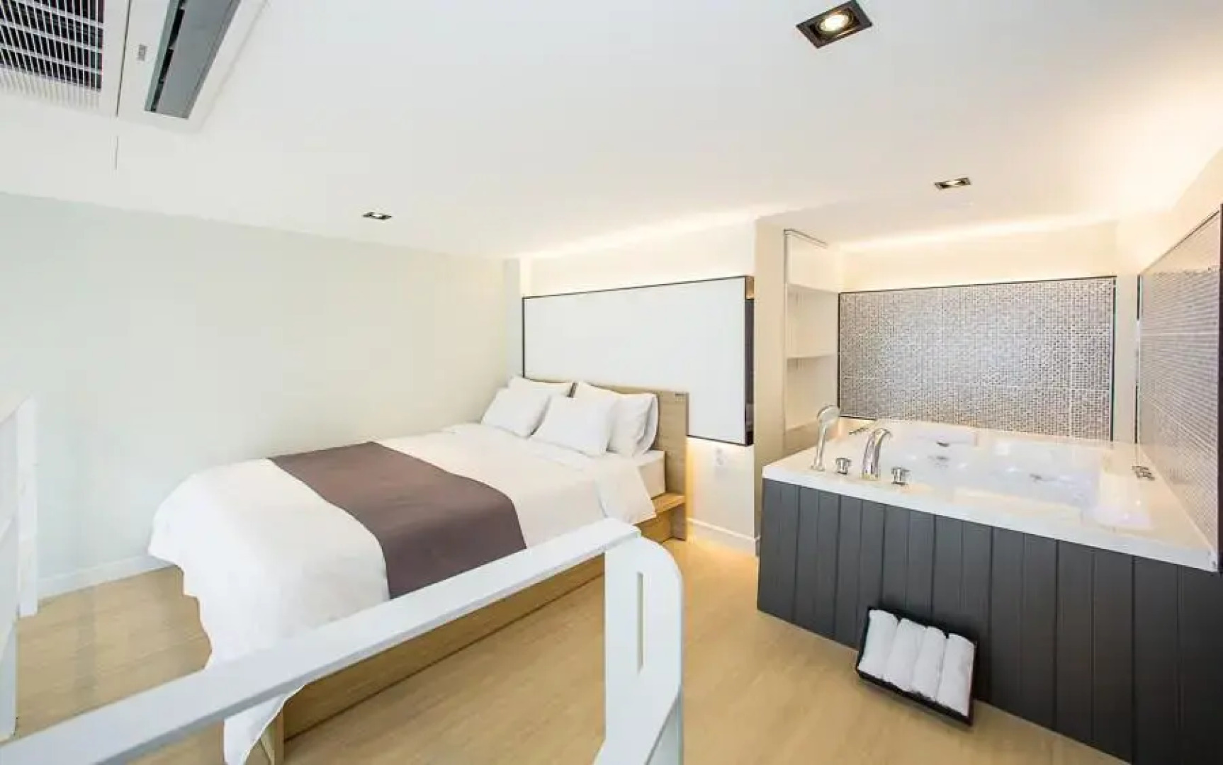 Gangneung Ninarang Pension