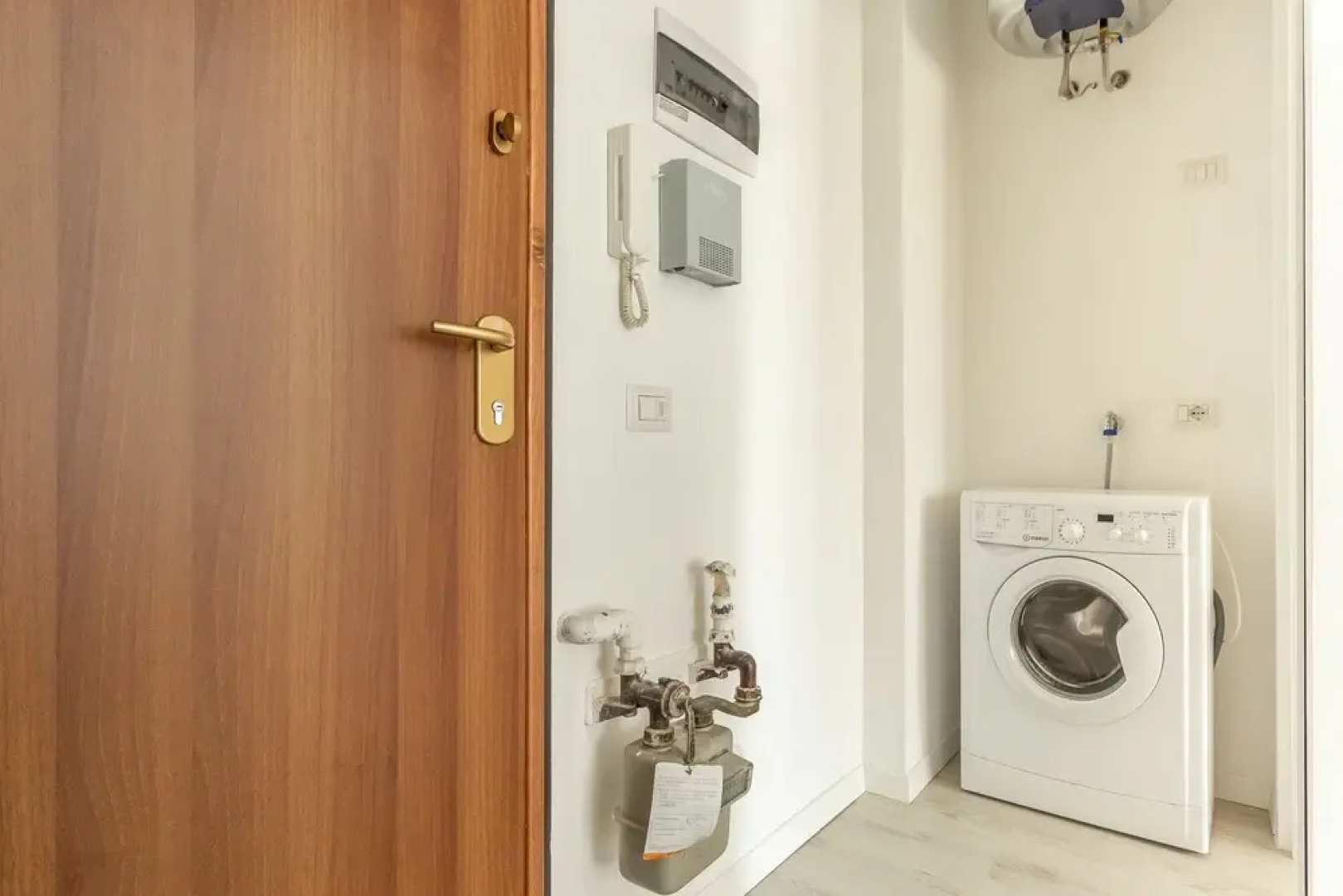 Alessia's Flat- Milano M3 Corvetto