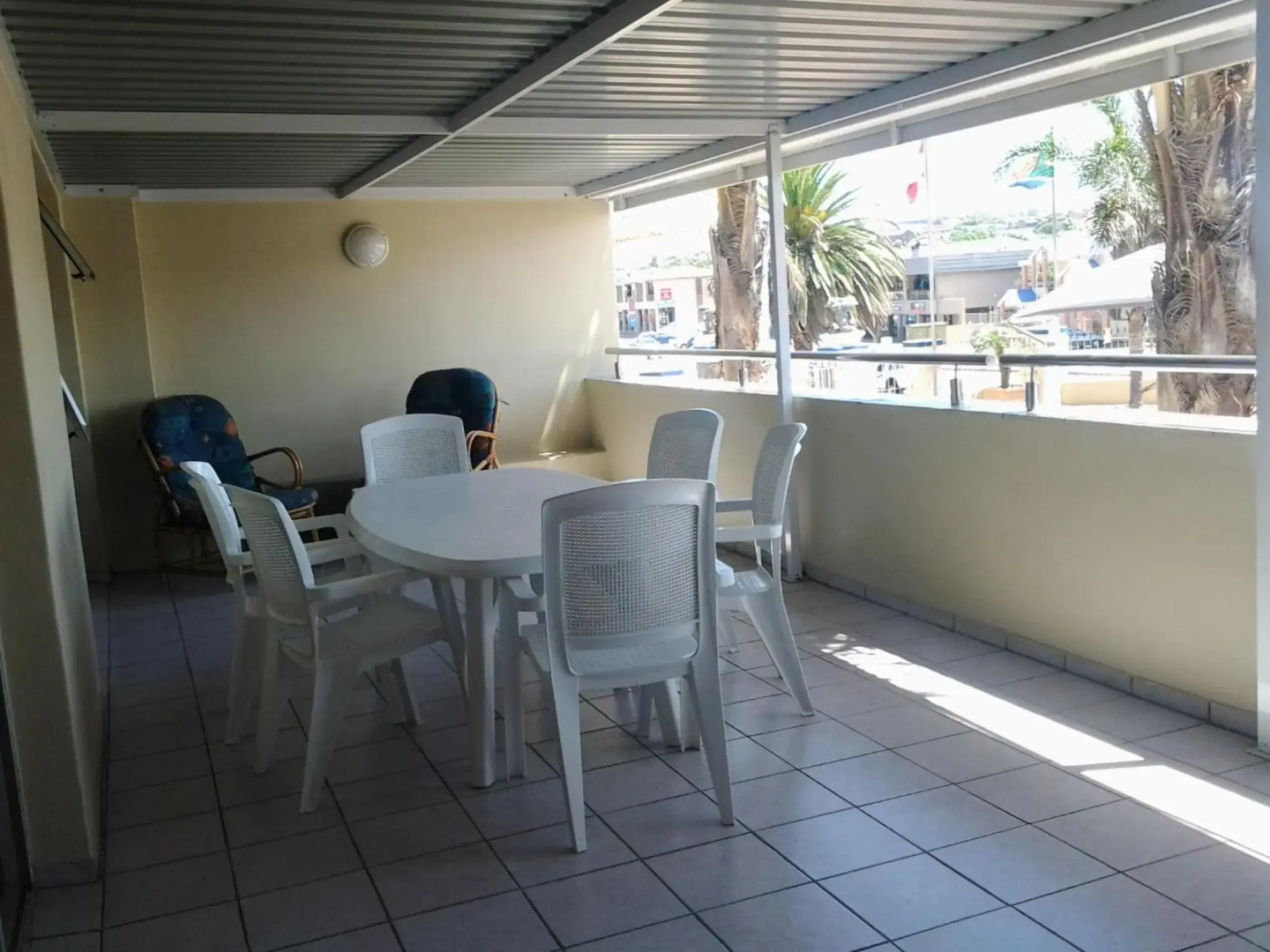 Seashells Holiday Apartments and Conference Centre