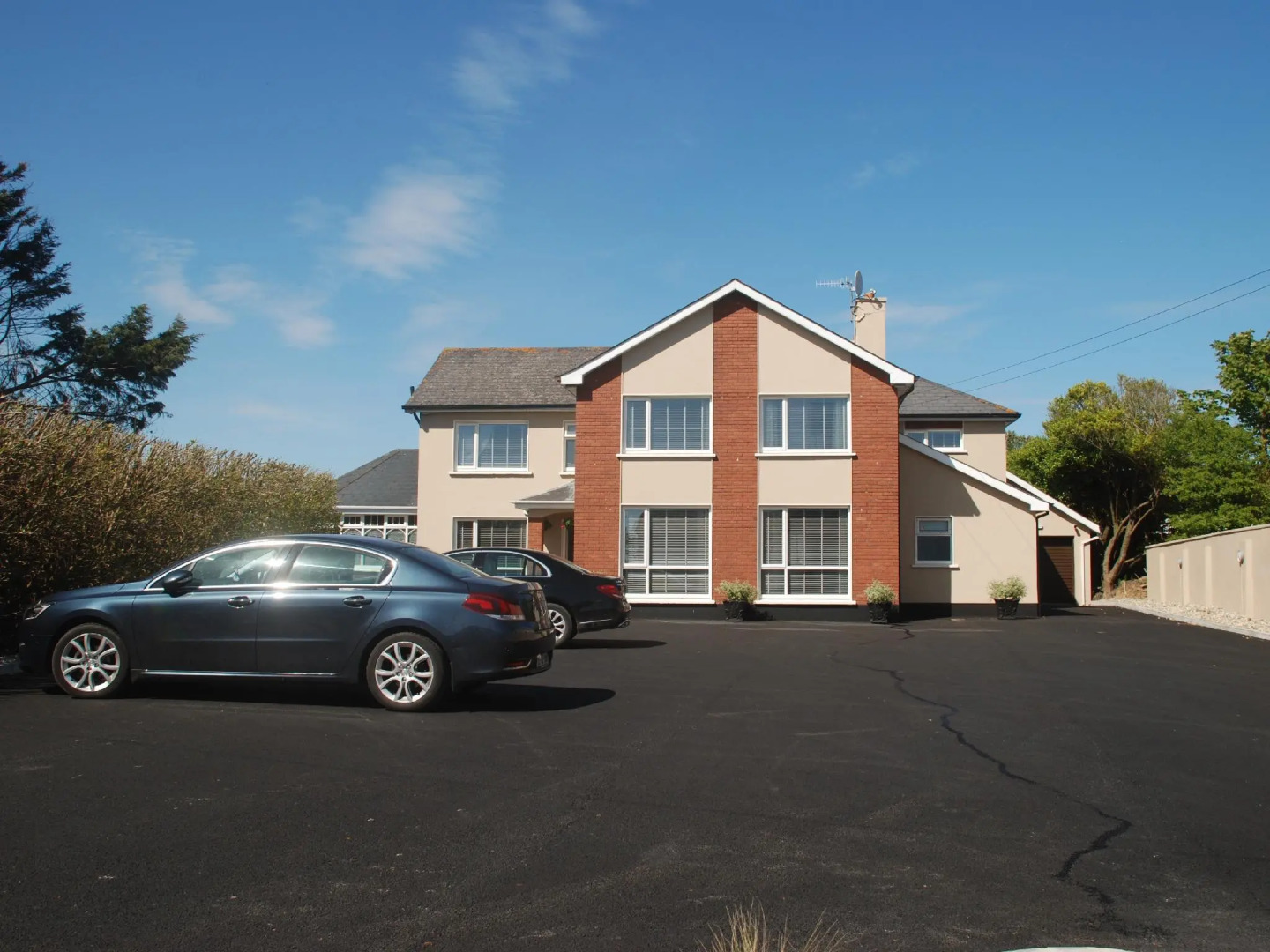 Tuskar House by the Sea