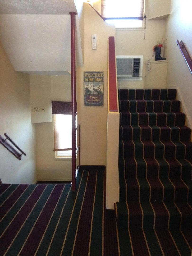 Rugged Country Lodge